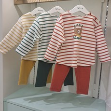 아가방 초특가세일 ~가을 상하복 넉넉한 스트라이프 맨투맨과 깔끔한 레깅스 바지의 만남! 편안하게 꾸며주기!~~ 실내복 어린이집드원복으로도 안성맞춤!!!