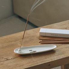 navette 香台, 白色