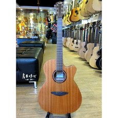 烏克時代 Veelah V1-OMMC 面單板全桃花心木缺角民謠吉他