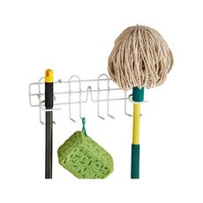 ClosetMaid 클래식 블랙 강화 스틸 빗자루 및 대걸레 멀티 홀더 높이 14.6cm(5.75인치) x 너비 40.6cm(16인치) 깊이 7.6cm(3인치) 247808