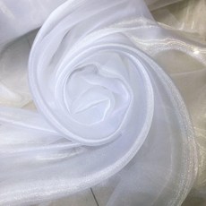 珠光水晶歐根紗布料 節慶婚禮背景裝飾用, 雪花白,長3米寬距1.5 蝴蝶結掛樹款, 1個