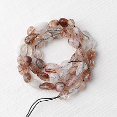 싼비즈 [5480-37]원석 못난이 약6x8mm 천연석 홍침수정 반줄(약19cm)