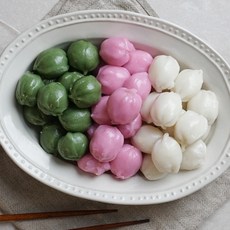 국내산 쌀로 만든 굳지 않는 고소미 삼색 꿀떡 1kg, 1개