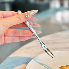 316不銹鋼水果叉 輕奢高級感 水果簽 蛋糕甜品叉 創意月餅叉, 1個, 齣口316不銹鋼水果叉 一支