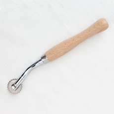 재단용 나무 톱니형 룰렛컷터 점선 간격, 1개