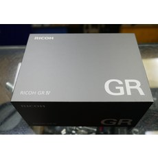 RICOH GR IV 數位相機 輕巧便攜 高畫質 操作簡單