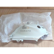 CRT R15 V4 油箱蓋罩 BCW-XF412-10-P5 BCW-XF413-10-P5 側殼 側蓋 側罩, 右邊