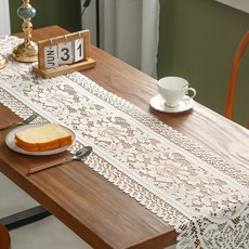 優雅蕾絲餐桌裝飾桌旗, 米色, 33 x 137 cm