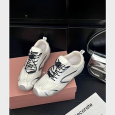 復古德訓鞋女款 2025秋季新款超輕戶外透氣休閒運動賽車鞋