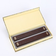 熱賣 新貨各類材質鎮紙紅木書法鎮尺文房用品實木鎮尺黑梓木浮雕鎮尺紅木鑲嵌銅鎮尺桌面擺件紙鎮擺臺鎮紙鎮尺文房四寶書房用品, 黑小銅回紋（30*4*2.4）, 1個