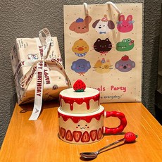 onyou 케이크 머그컵 도자기 선물 감성 귀여운 생일선물 (선물포장 옵션), 1개, 딸기 (고급 선물 상자 + 선물 가방)