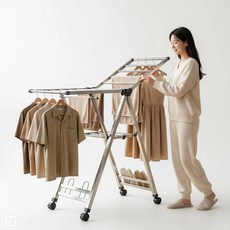 BaiNong 튼튼한 스테인리스 빨래건조대 날개형 접이식 바퀴달린 대용량 이불 건조 가능 조립 불필요, 스테인리스 스틸 색상