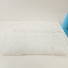 아가방 수성동아NC 국내생산 ## 무형광 ## 베개커버가 한개 더 있는 귀여운 토끼나염의 시원한 인견 숯베개, 1개, 아이보리