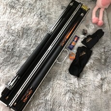 撞球桿 中式黑八球桿 美式九球桿 碳素撞球桿 黑8球桿 碳素黑色9MM英式小頭斯諾剋桿, 白色槍頭10mm,鋁合金加配件, 1個