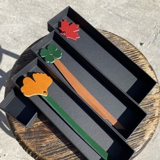 국산 단풍잎 네잎클로버 책갈피 은행잎 [행운 북마크 부테로 북클립 이태리 가죽 & 북마커] 소가죽, 단풍잎책갈피