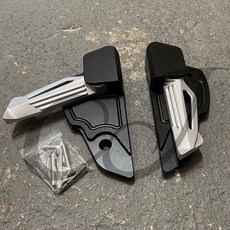 CJ motor 保桿可用 手動通用款 偉士牌Vespa 春天衝刺後腳踏：防滑耐用，提升騎乘舒適與安全, 銀/黑