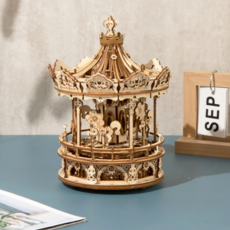 ROKR 旋轉木馬音樂盒 AMK62, 混合顏色