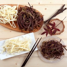 국내산 대표 산나물 깐 도라지 삶은 고사리, 1개