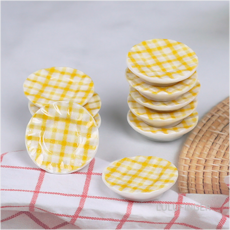 [룰루핑거] 미니어쳐 원형접시 체크 노랑 2.3x2.3x0.6cm (10개입) 1P-01-232, 1개