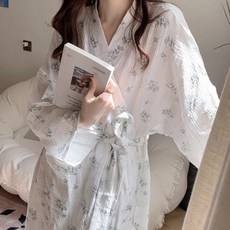 日式碎花長款和服浴袍