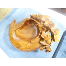 全肖楠精雕多功能置物菸灰缸擺飾 1個