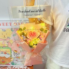 Rosecret design 毛線編織花束, 1個, 漸變粉泡芙玫瑰,成品發貨帶禮袋燈賀卡