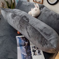 棉床本舖 法蘭絨長抱枕 柔軟親膚靠枕, 黑炭, 黑炭