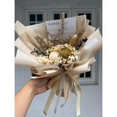 玫瑰花 禮盒 花束 乾燥花 生日禮物 畢業花束 情人節 母親節 送禮 康乃馨, 奶茶黃(贈牛皮紙袋、無燈串)