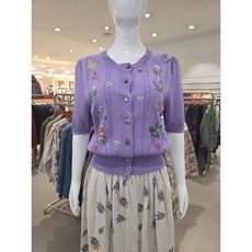 비꼴리끄 퍼프 소매 자수 가디건 B242KC3010250_s 660297