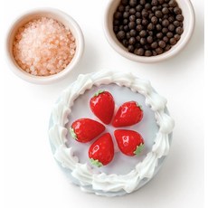 2.5인치 귀여운 향신료 그라인더 – 후추 조미료 및 허브용 딸기 케이크 스타일 주방 선물