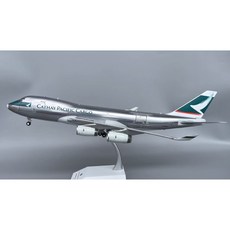 JC Wing 國泰航空 Cathay Pacific Cargo B747-400F 可開艙門 B-HUP 1:200, 1個