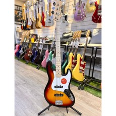 夢成音樂中心 Squier Affinity Jazz Bass 電貝斯 夕陽漸層Sunburst 現貨供應, 1個