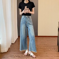 大碼女裝夏季新款直筒牛仔褲顯瘦胖妹妹梨形身材寬鬆小個子闊腿褲