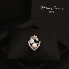 男士西裝高檔配飾生肖馬胸針復古珍珠高級感別針新年衣服點綴飾品, 1個, 銀色（天然珍珠）