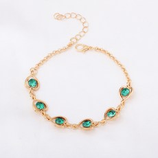 歐美兒童飾品套裝：鏤空愛心皓石手鍊、時尚手錶配飾，跨境熱賣款