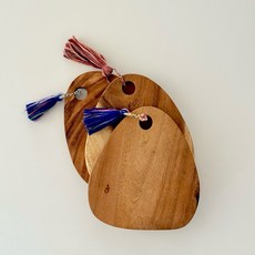 DecoDazzle 泰國手工相思木砧板 切菜板 起司盤 擺盤 菜板 無化學砧板 原塊砧板, 1個