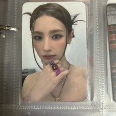 蝴蝶正品gidle宋雨琦拍立得小卡，正版趙美延Minnie小卡組合，粉絲必備收藏, 1個, 面lo 龍須面