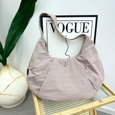 網紅小衆牛角包防水尼龍瑜伽包腋下包2025新款輕便大容量餃子包潮, 丁香紫, 1個