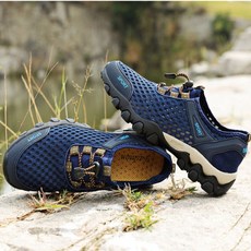 2024신형 미끄럼방지 초경량 메쉬 통기성 아쿠아슈즈 스포츠화 트레킹화 등산화