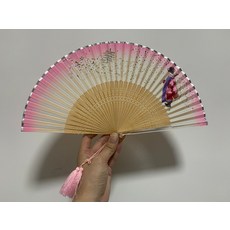 精品摺扇 銀箔粉邊 櫻下美人 金閣寺扇面扇子, 如圖所示, 1個