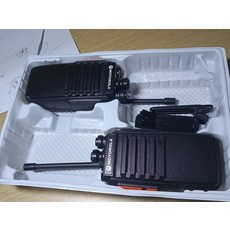 對講機 兩臺, 1個, 參考標題