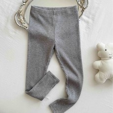 2025娜娜32653灰色螺紋內搭褲，高彈力舒適親膚，四季百搭展現時尚品味