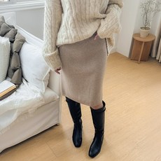 데일리앤 아제마 심플 H라인 밴딩 뒷트임 미디 스커트 가을 겨울 니트치마