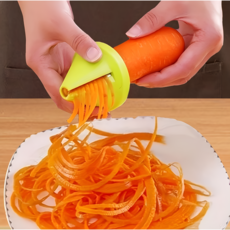 쿠코아 다기능 원뿔형 야채 슈레더 채칼 필러 회전식 오이 당근 과일 채썰기 나선형 껍질 제거기, 1개, 그린