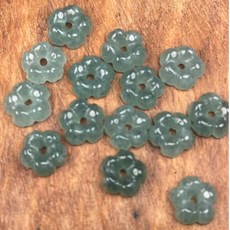 采禪手作 A1188 天然翡翠 危料 花 8.2*3.1mm, 單個,隨機