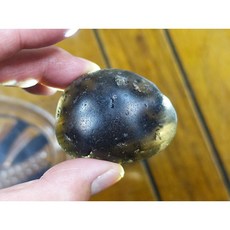 能量礦石 印尼隕石河川滾石拋光 Agni Manitite 火山玻璃 84.29克 俗稱印尼天狼星 烈火石 黑隕石