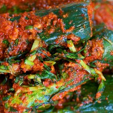 [국내산] 오이소박이 1kg (30년 전통 시원깔끔한 맛 아삭아삭한 식감)