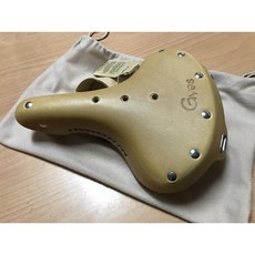 GYES 116 GS-21 NA 頂級澳洲純牛皮復古手工鋼琴掛耳CR-MO大座墊, 1個