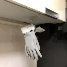 생활탐구 스텐 고무장갑 걸이 주방 상부장 공중부양 집게 건조 고리 수세미 수납 행주 후크, 2P_1SET, 1개