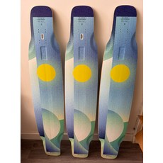 新款宇宙長板 藍綠色 附磁吸工具及原裝砂紙, 如圖所示, 1個